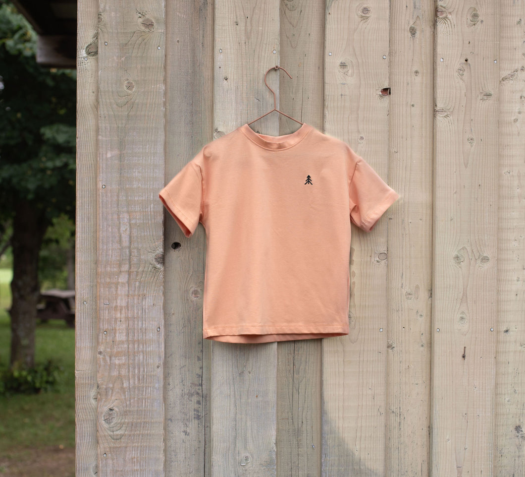 The loose short sleeve
